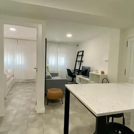 El sótano turístico de Falperra Apartamento Vigo